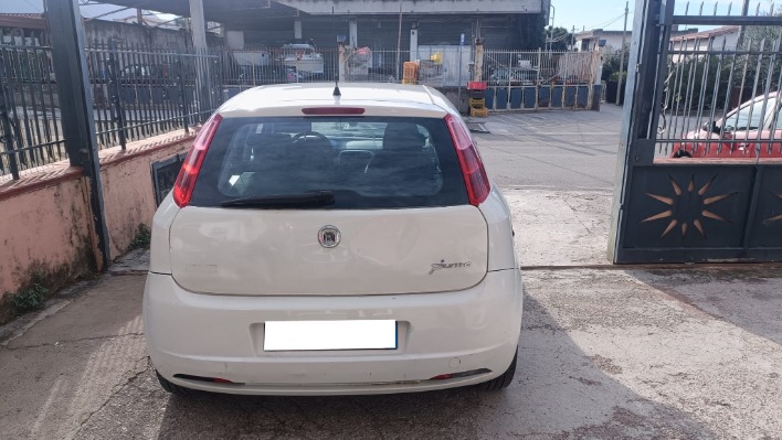 FIAT GRANDE PUNTO 1.4 DYNAMIC GPL - immagine 3