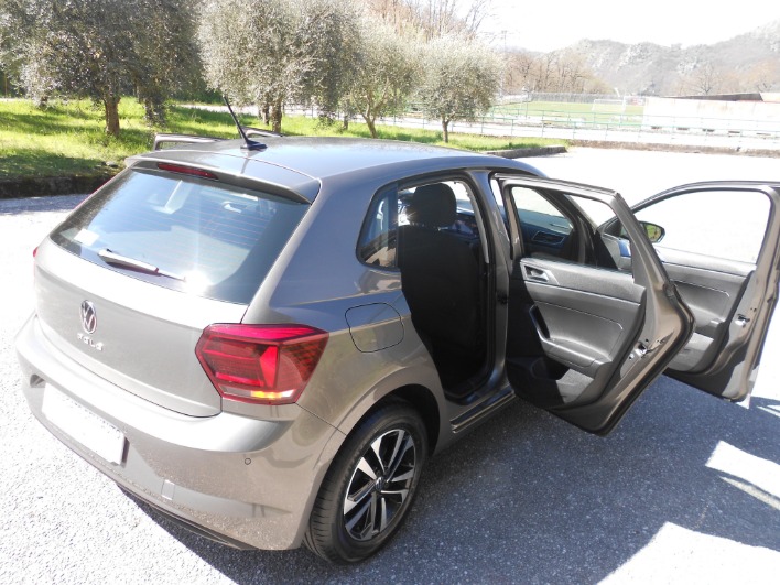 POLO(my'22)BENZINA,1.0ie,95cv,STRAFULL:NUOVA 32.500km,E6D-ISC - immagine 1