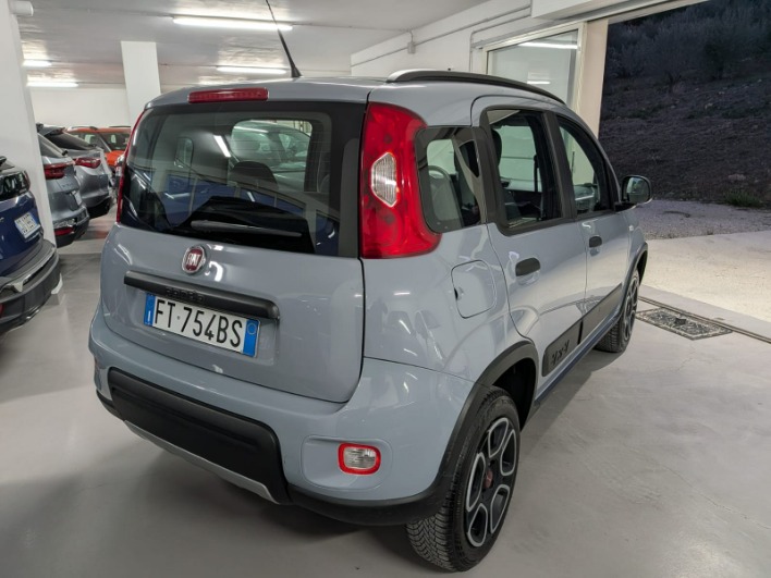 Panda III 2018 4x4 0.9 t.air t. 4x4 s&s 29.000 - immagine 5
