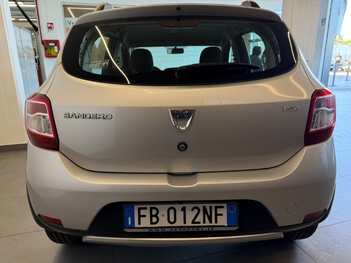 Dacia Sandero Stepway 1.5dci 90cv versione Prestige - immagine 4