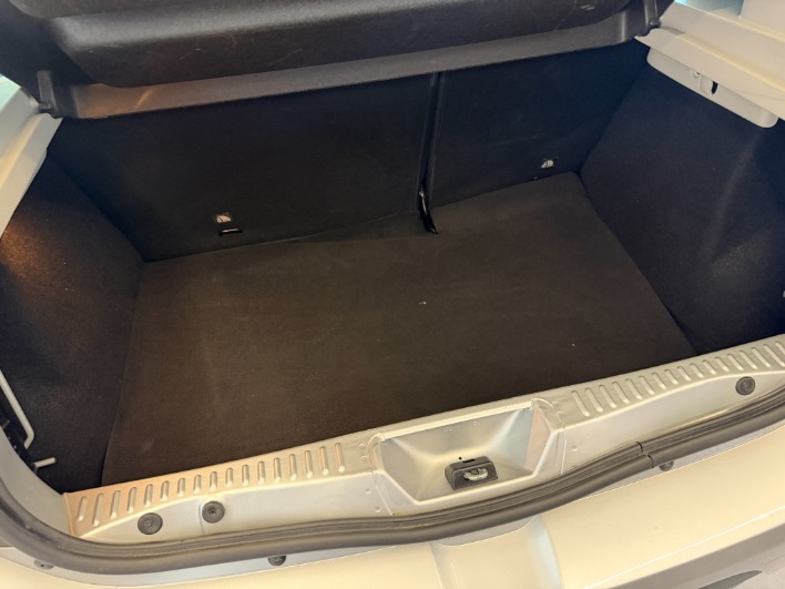 Dacia Sandero Stepway 1.5dci 90cv versione Prestige - immagine 6