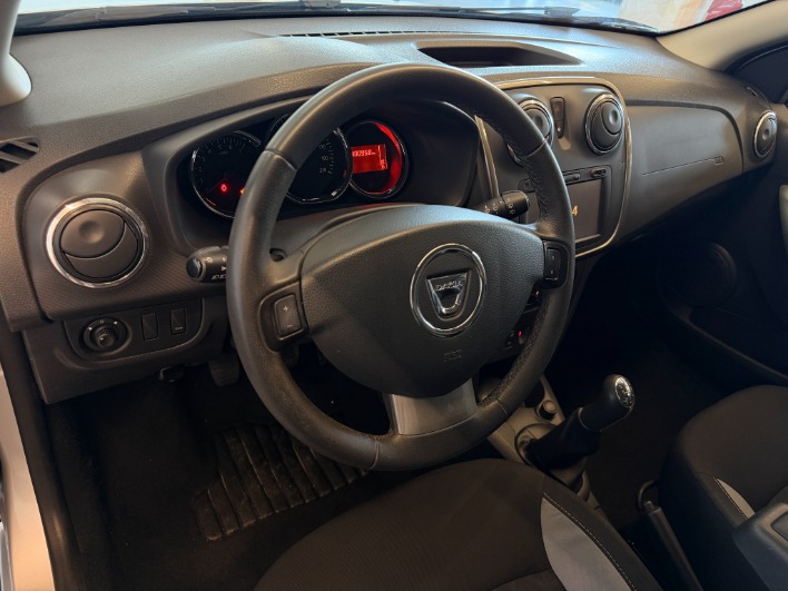 Dacia Sandero Stepway 1.5dci 90cv versione Prestige - immagine 7