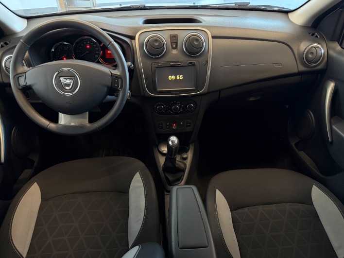 Dacia Sandero Stepway 1.5dci 90cv versione Prestige - immagine 10