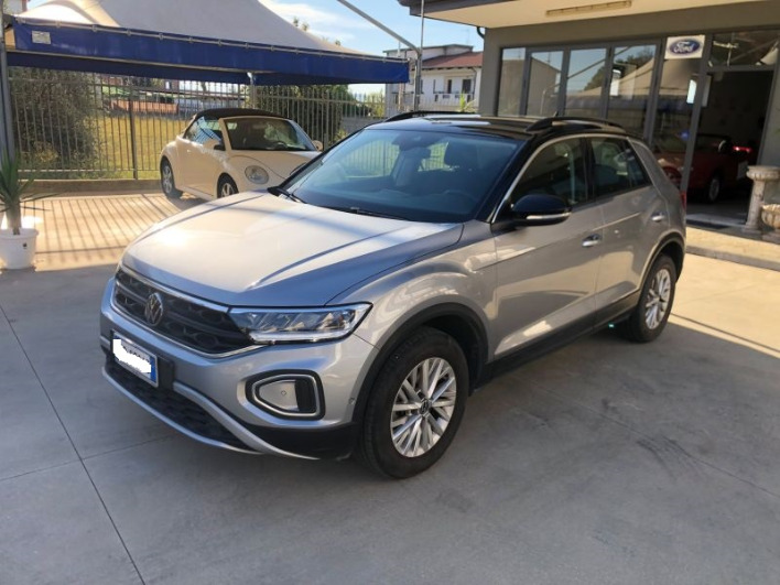 Volkswagen T-Roc 1.5TSI ACT DSG R-Line 2023 - immagine 3