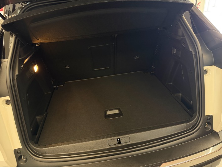 Peugeot 3008 1.5 Bluehdi 130cv Allure Pack EAT Automatica S&S - immagine 6
