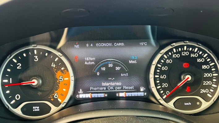 Jeep Renegade Renegade 1.6 mjt Limited fwd 120cv my18 - immagine 8