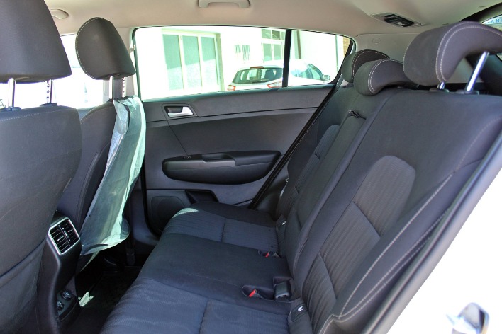 1.6 CRDI 115 2WD Business Class - immagine 13