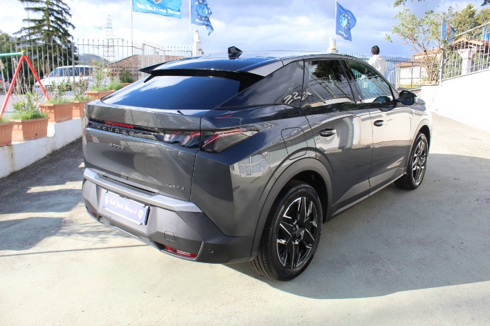 PEUGEOT 3008 Hybrid 145 e-DCS6 GT - immagine 2