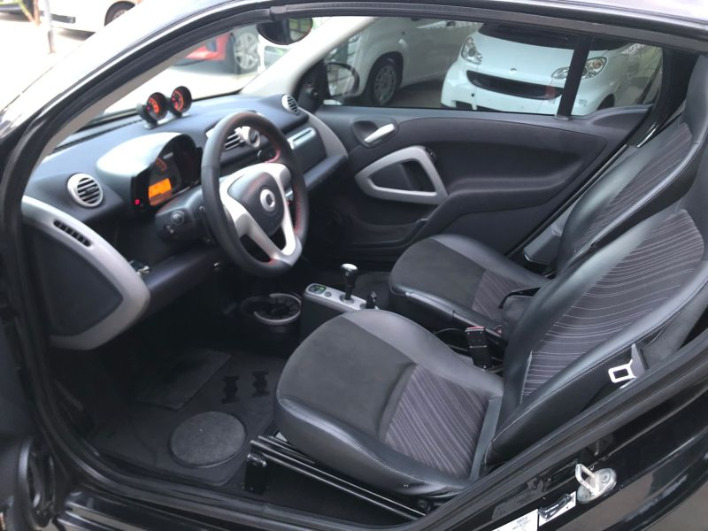 Smart ForTwo 1000 52 kW MHD cabrio 2011 - immagine 5