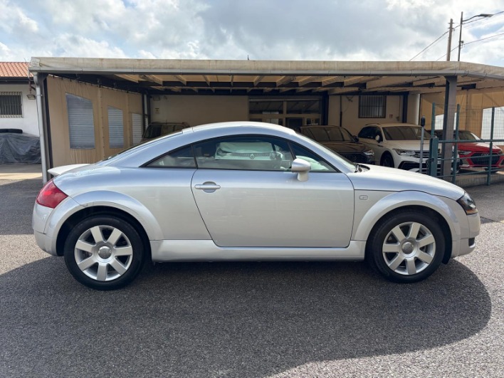 Audi TT mk1 2005 Coupe 1.8t tiptronic - immagine 3