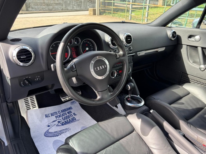 Audi TT mk1 2005 Coupe 1.8t tiptronic - immagine 8