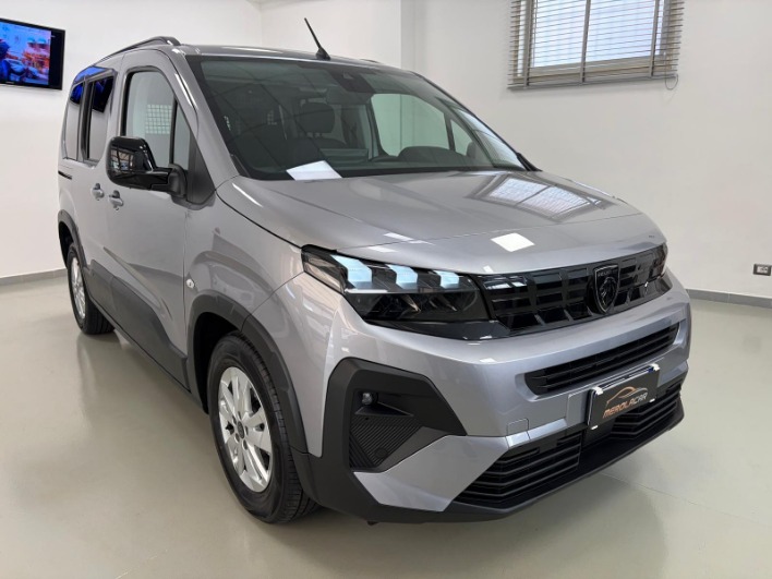 Peugeot Rifter 1.5 bluehdi Allure 100CV AUTOCARRO 5POSTI - immagine 10