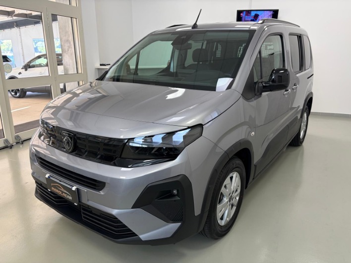 Peugeot Rifter 1.5 bluehdi Allure 100CV AUTOCARRO 5POSTI - immagine 11