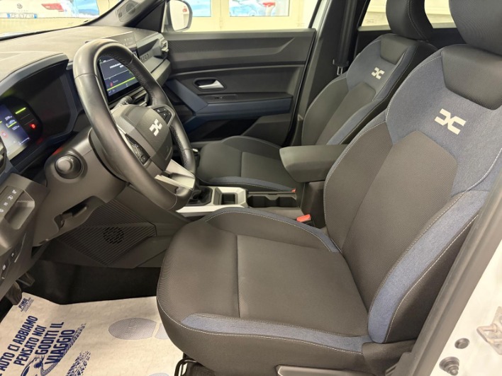 Dacia Duster III 2025 1.0 Eco-G Journey 100cv - immagine 8